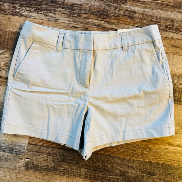 Ann Taylor Pants - Ann Taylor Light Gray Women's Bermudas
